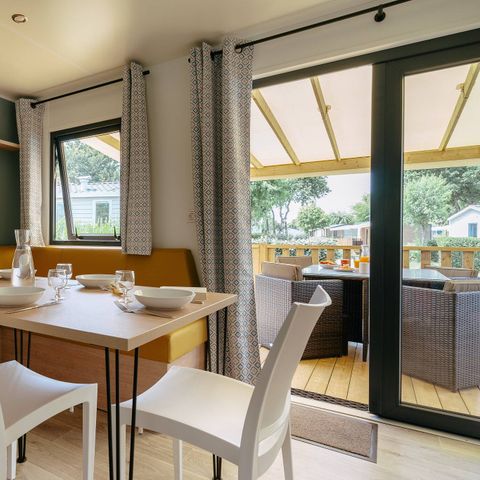 Mobilheim 6 personen - Premium | 3 Schlafz. | 6 Pers. | Erhöhte Terrasse | Klimaanlage | TV