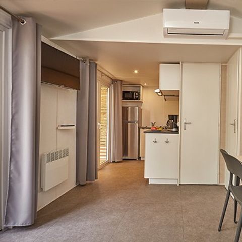 Mobilheim 4 personen - Ultimate | 2 Zi. | 4 Pers. | Erhöhte Terrasse | Klimaanlage | TV
