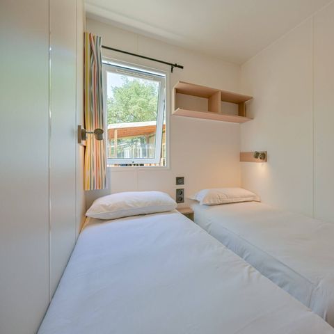 Mobilheim 8 personen - Mobilheim | Comfort | 4 Zi. | 8 Pers. | Erhöhte Terrasse | 2 Bäder | Clim.