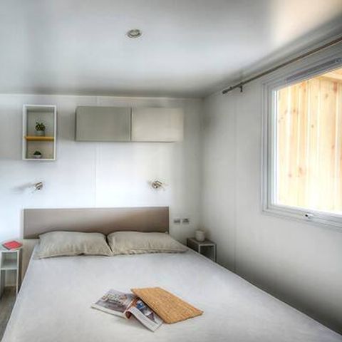 Mobilheim 6 personen - Ultimate | 3 Zi. | 6 Pers. | Erhöhte Terrasse | Jacuzzi | 2 Bäder | Klimaanlage | TV