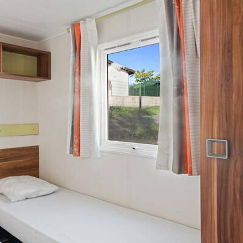 Mobilheim 4 Personen - Mobilheim | Classic | 2 Zi. | 4 Pers. | Terrasse | TV