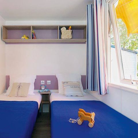 Mobilheim 4 Personen - Classic | 2 Schlafz. | 4 Pers. | Einfache Terrasse