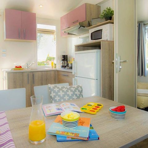 Mobilheim 4 Personen - Classic | 2 Schlafz. | 4 Pers. | Einfache Terrasse