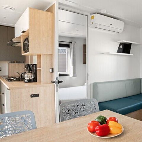 Mobilheim 4 Personen - Mobilheim | Comfort XL | 2 Zi. | 4 Pers. | Erhöhte Terrasse | 2 Bäder | Klimaanlage | TV