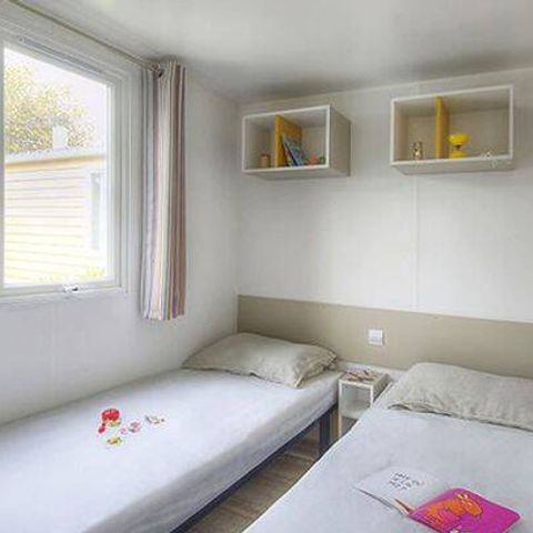 Mobilheim 4 Personen - Mobilheim | Comfort | 2 Zi. | 4 Pers. | Einfache Terrasse | Klima | TV