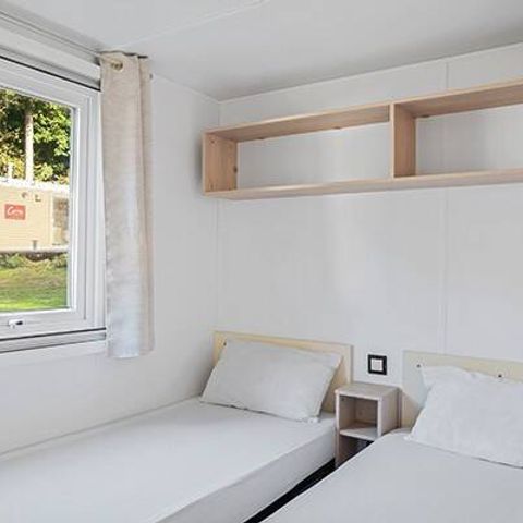 Mobilheim 4 Personen - Mobilheim | Classic | 2 Zi. | 4 Pers. | Nicht überdachte Hochterrasse