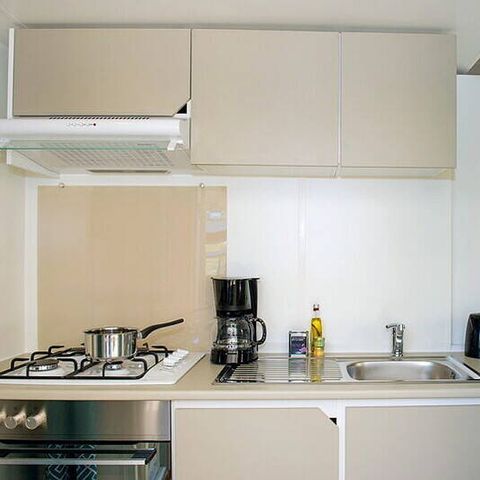 Mobilheim 6 personen - Comfort | 2 Zi. | 4/6 Pers. | Erhöhte Terrasse | Klimaanlage