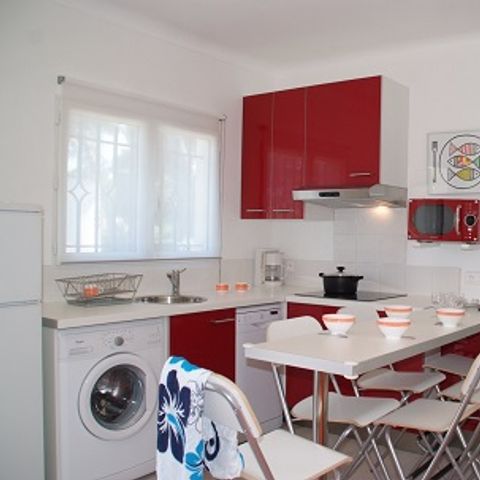 LANDHAUS 6 Personen - CANOUBIERS