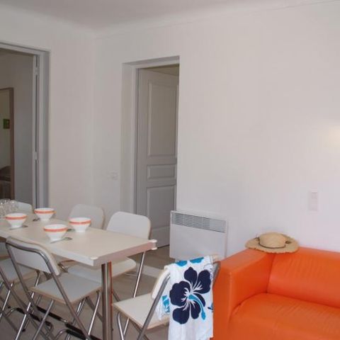 LANDHAUS 6 Personen - CANOUBIERS