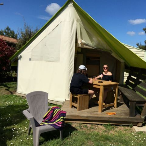 Safarizelt 4 Personen - LODGE SAHARI mit eigenem Sanitärbereich