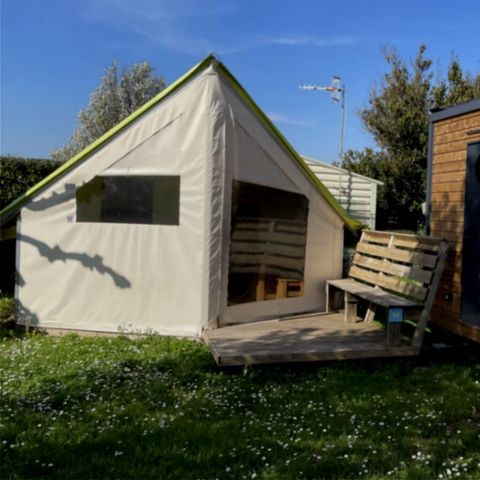 Safarizelt 4 Personen - LODGE SAHARI mit eigenem Sanitärbereich