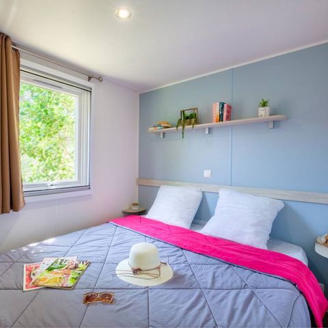 Mobilheim 5 Personen - Comfort | 2 Schlafz. | 5 Pers. | Erhöhte Terrasse | Klimaanlage | TV