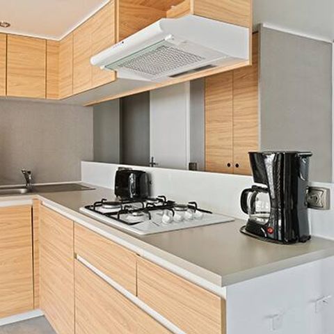 Mobilheim 6 personen - Comfort | 2 Zi. | 4/6 Pers. | Erhöhte Terrasse | Klimaanlage