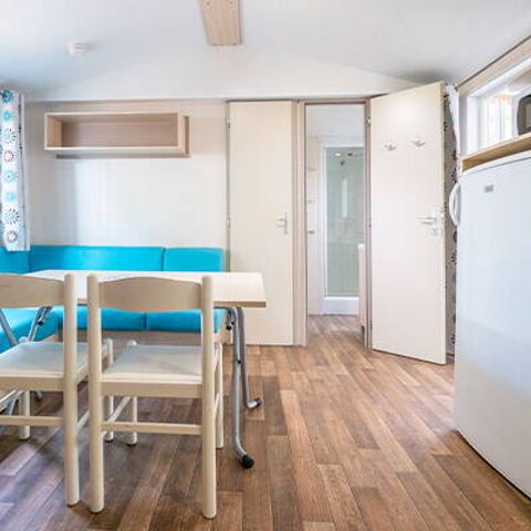 Mobilheim 6 personen - Mobilheim | Comfort | 3 Zi. | 6 Pers. | Erhöhte Terrasse | 2 Bäder | Clim.