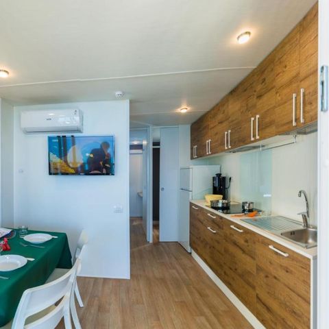 LODGE 4 Personen - Superior Mit Blick auf den See