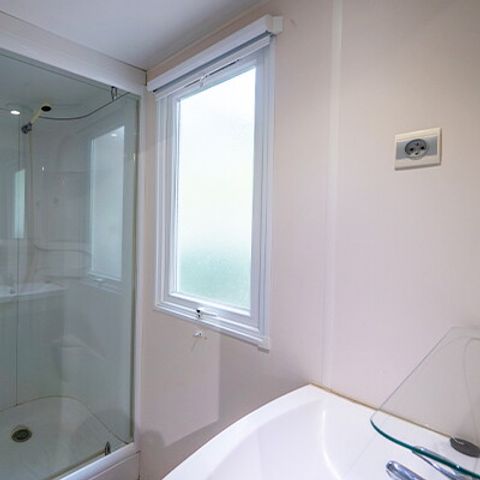 Mobilheim 4 personen - Mobilheim | Classic | 2 Zi. | 4 Pers. | Einfache Terrasse