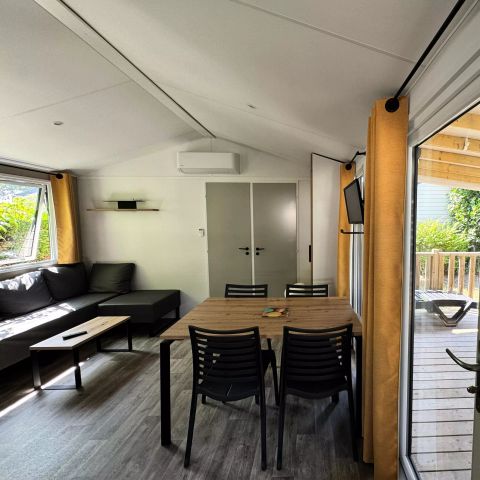 Mobilheim 4 personen - Authentische 3-Zimmer-Wohnung für 4 Personen mit Klimaanlage + TV