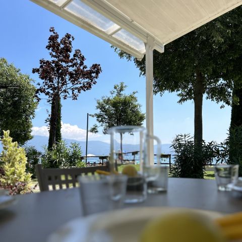 Mobilheim 4 Personen - CON VISTA LAGO 24m