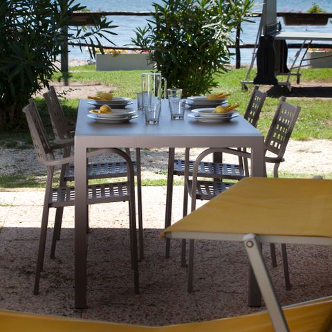 Mobilheim 4 Personen - MIT 24m SEEANSICHT mit offener Terrasse/Pergola