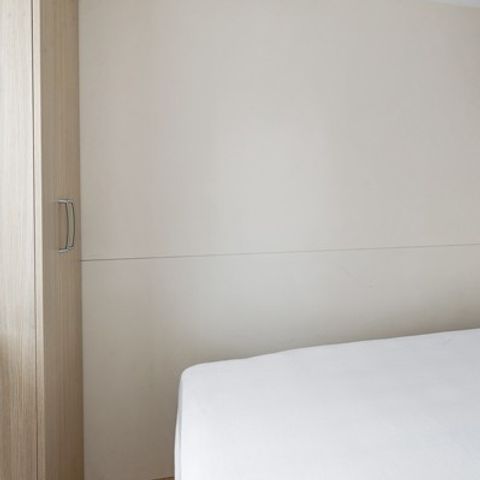 Mobilheim 4 Personen - Classic | 2 Schlafz. | 4 Pers. |* Erhöhte Terrasse* | 1 Bad | Klimaanlage