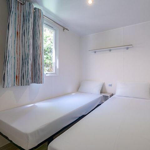 Mobilheim 6 Personen - Comfort | 3 Zi. | 6 Pers. | Erhöhte Terrasse | Clim.