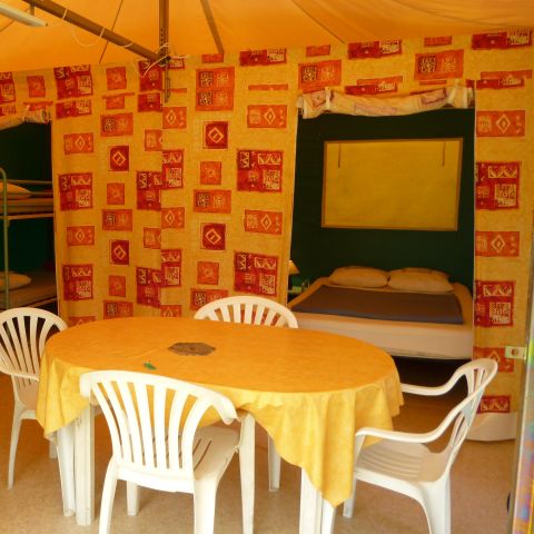 Bungalowzelt 5 Personen - KIWI Ohne Sanitäranlagen