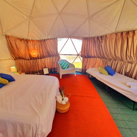 AUßERGEWÖHNLICHE UNTERKUNFT 4 Personen - DOME-ZELT