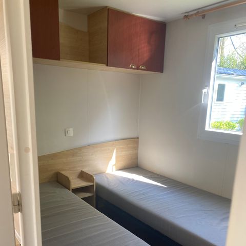 Mobilheim 4 Personen - Standard 27m² inkl. Terrasse 2 Schlafzimmer + TV