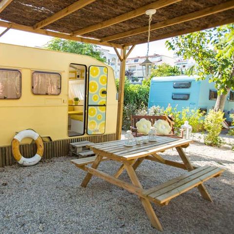 Wohnwagen 5 Personen - Amarillo Limon ohne Sanitäranlagen