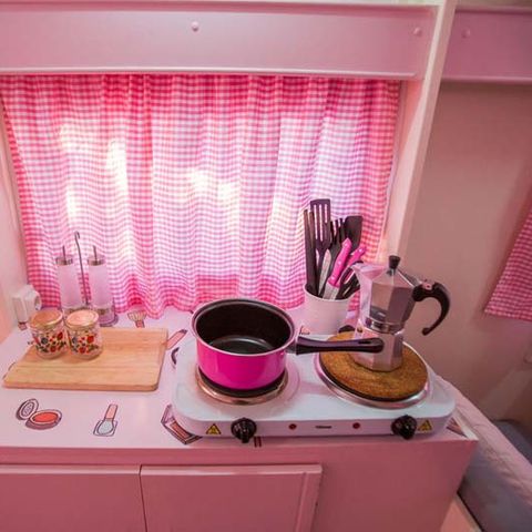 Wohnwagen 5 Personen - Rosa Colorete ohne Sanitäranlagen