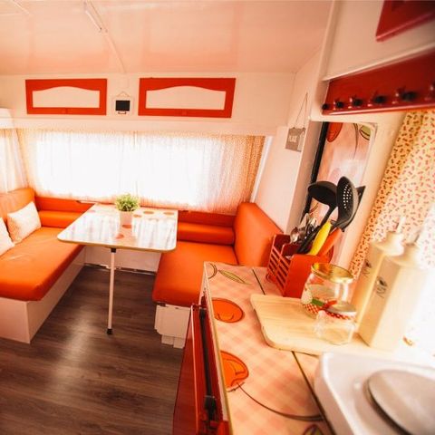Wohnwagen 4 Personen - Roja, ohne Sanitäranlagen