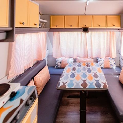 Wohnwagen 4 Personen - NARANJA, ohne Sanitäranlagen