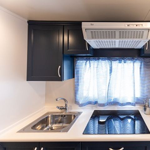 Bungalow 4 Personen - NAVY 17