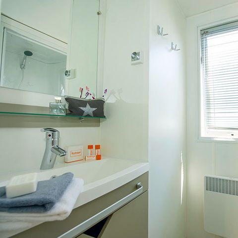 Mobilheim 6 personen - Comfort | 3 Zi. | 6 Pers. | Einfache Terrasse | Clim.