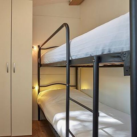 Mobilheim 6 Personen - Mobilheim | Premium | 3 Zi. | 6 Pers. | Erhöhte Terrasse | 2 Bäder | Klim.
