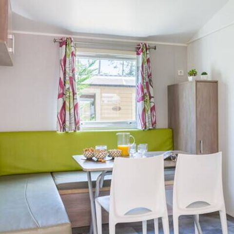 Mobilheim 6 Personen - Comfort | 3 Schlafz. | 6 Pers. | Erhöhte Terrasse | Klimaanlage