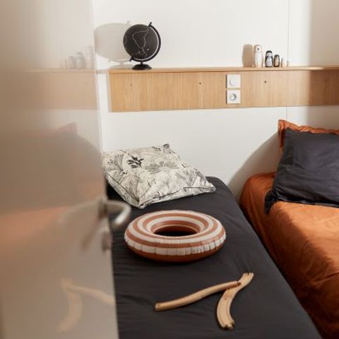 Mobilheim 4 Personen - Premium - 35 m² (2 Zimmer) + Überdachte Terrasse