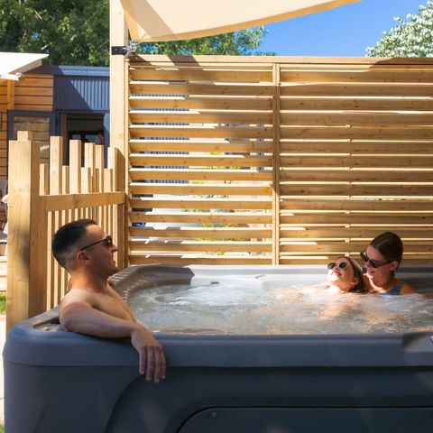 Mobilheim 4 Personen - Mobilheim Premium 2 Zi. mit Spa (33m²) 4 Pers.