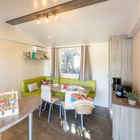 Mobilheim 6 personen - Classic | 2 Schlafz. | 4/6 Pers. | Erhöhte, nicht überdachte Terrasse | Clim.