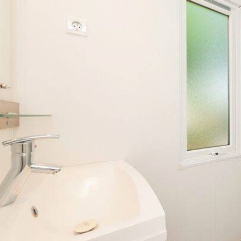 Mobilheim 6 Personen - Comfort | 3 Zi. | 6 Pers. | Erhöhte Terrasse | Clim.