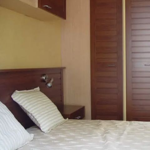 Mobilheim 8 Personen - Platin (3 Schlafzimmer)