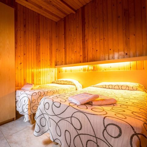 Chalet 4 personen - S150 - KLIMAANLAGE - TV - BETTWÄSCHE - ENDREINIGUNG