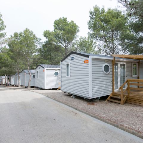 Mobilheim 6 Personen - S2200 - KLIMAANLAGE - BETTWÄSCHE - ENDREINIGUNG