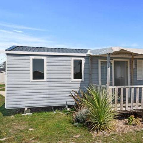 Bungalow 6 personen - Mobilheim | Comfort | 3 Zi. | 6 Pers. | Erhöhte Terrasse | Clim.