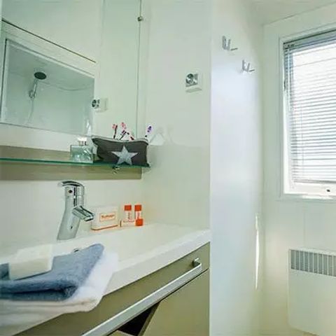 Mobilheim 6 Personen - Comfort | 3 Zi. | 6 Pers. | Einfache Terrasse | Clim.