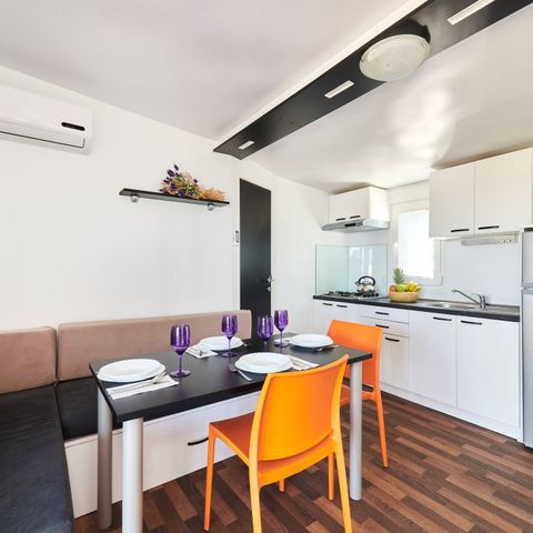 Mobilheim 4 Personen - Comfort | 2 Zi. | 4 Pers. | Erhöhte Terrasse | 2 Bäder | Klimaanlage | TV