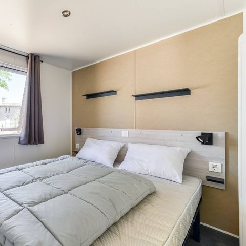Mobilheim 4 personen - Mobilheim | Comfort | 2 Zi. | 4 Pers. | Erhöhte Terrasse | 1 Bad | Clim.