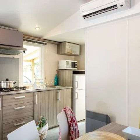 Mobilheim 6 personen - Comfort | 2 Zi. | 4/6 Pers. | *Erhöhte Terrasse* | 1 Bad | Klimaanlage