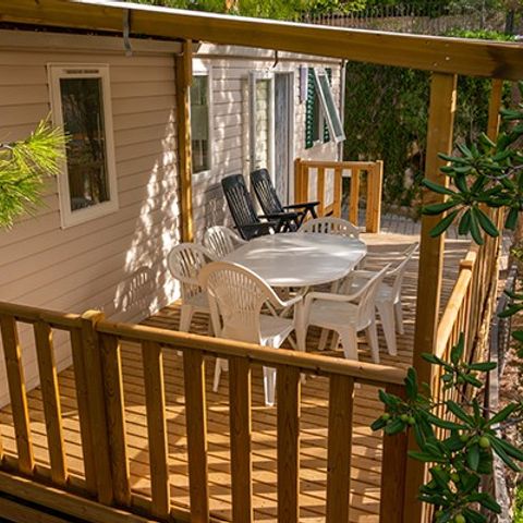 Mobilheim 6 Personen - Comfort | 3 Zi. | 6 Pers. | Erhöhte Terrasse | Clim.