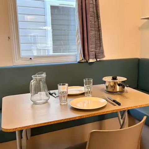 Mobilheim 4 Personen - Comfort | 2 Schlafz. | 4 Pers. | Erhöhte Terrasse | Klimaanlage